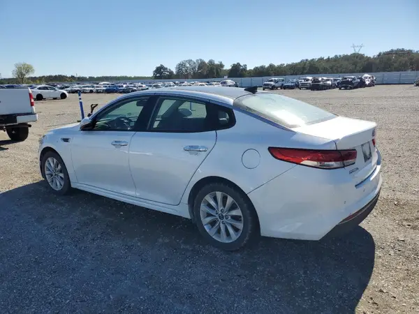 5XXGU4L34JG206681 2018 KIA OPTIMA - Image 2