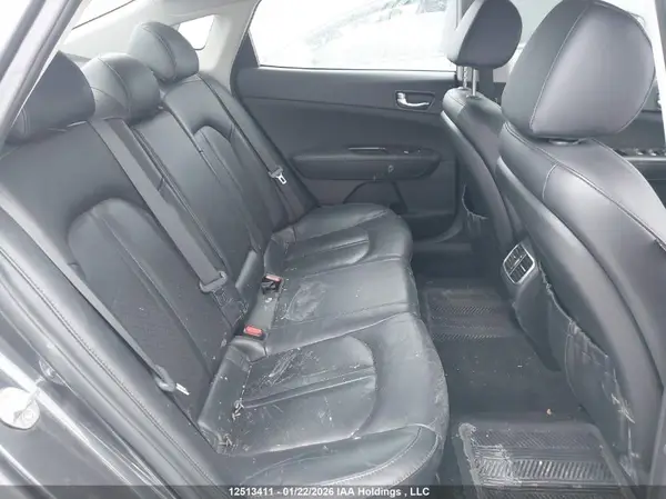 5XXGU4L34JG210651 2018 KIA OPTIMA - Image 8
