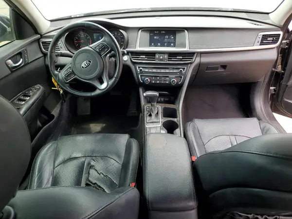 5XXGU4L34JG225652 2018 KIA OPTIMA - Image 8