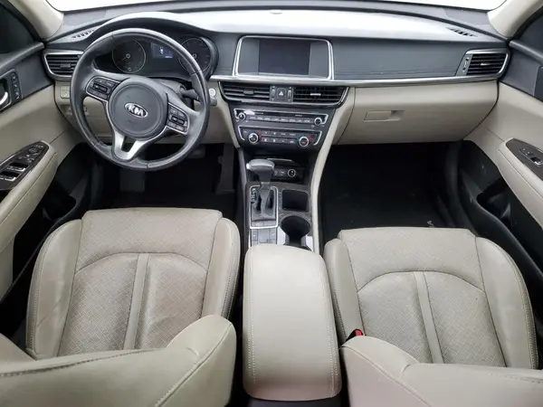 5XXGU4L34JG244766 2018 KIA OPTIMA - Image 8