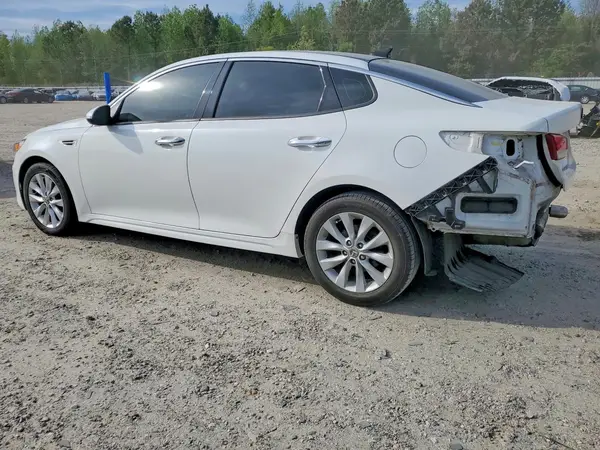5XXGU4L34JG258098 2018 KIA OPTIMA - Image 2