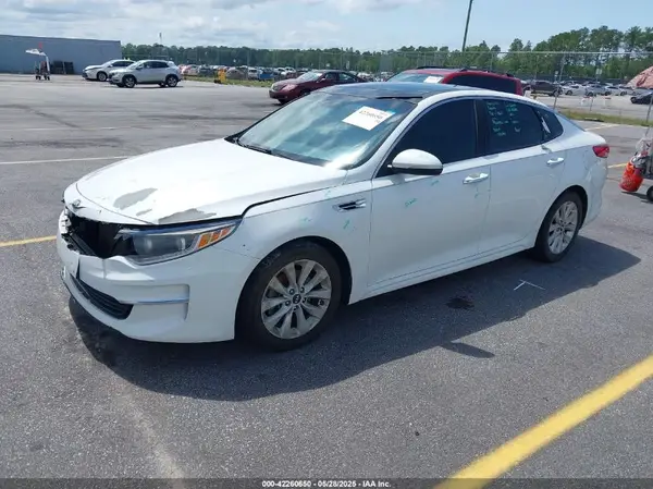 5XXGU4L35GG013013 2016 KIA OPTIMA - Image 2