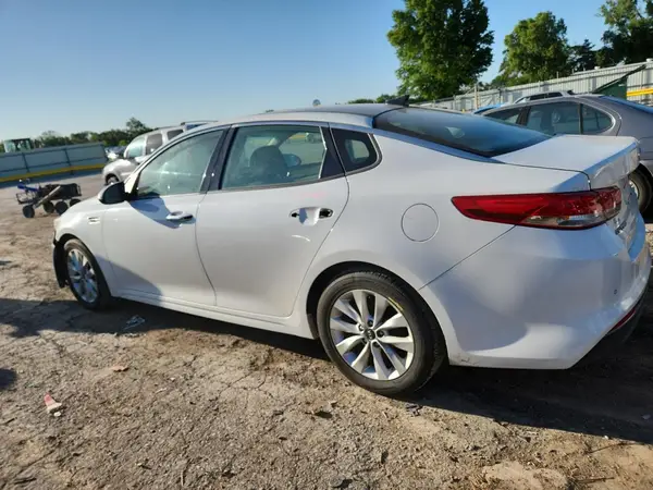 5XXGU4L35GG013772 2016 KIA OPTIMA - Image 2
