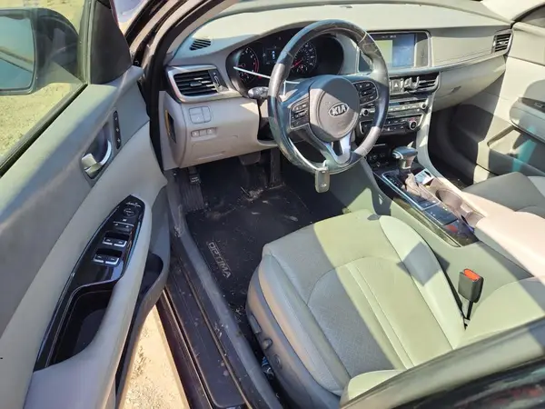 5XXGU4L35GG013836 2016 KIA OPTIMA - Image 8