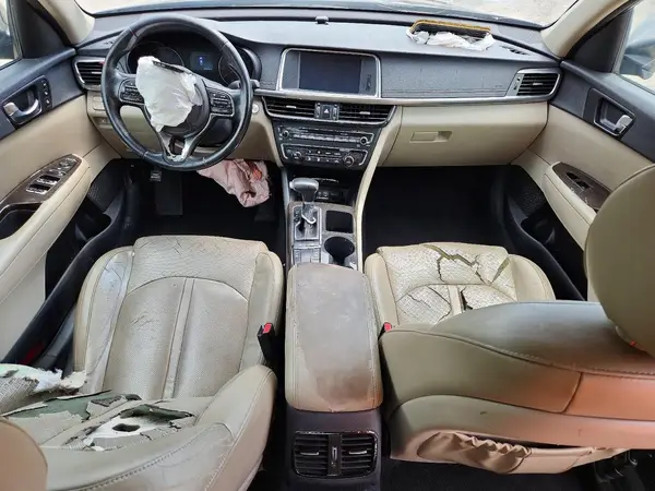 5XXGU4L35GG045461 2016 KIA OPTIMA - Image 8