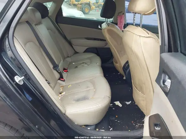 5XXGU4L35GG050384 2016 KIA OPTIMA - Image 8