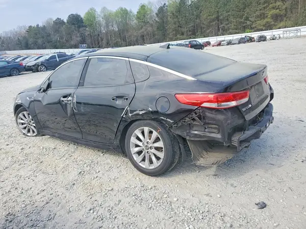 5XXGU4L35GG058873 2016 KIA OPTIMA - Image 2