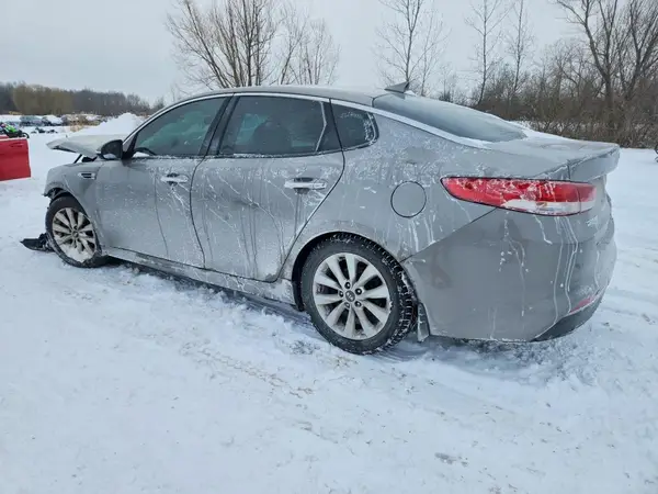 5XXGU4L35GG062812 2016 KIA OPTIMA - Image 2
