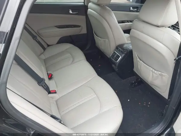 5XXGU4L35GG068044 2016 KIA OPTIMA - Image 8