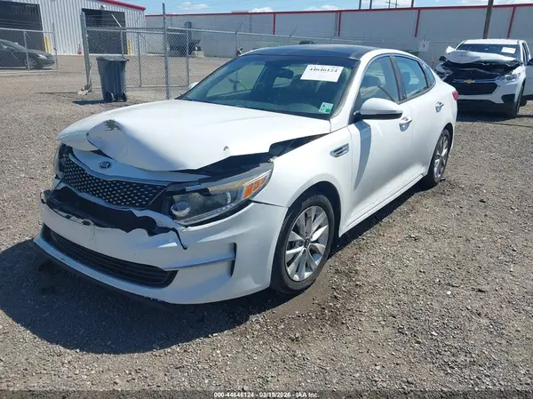 5XXGU4L35GG074930 2016 KIA OPTIMA - Image 2