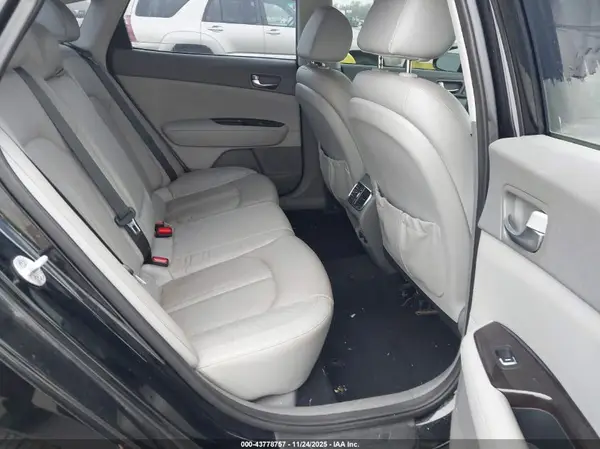 5XXGU4L35GG075107 2016 KIA OPTIMA - Image 8