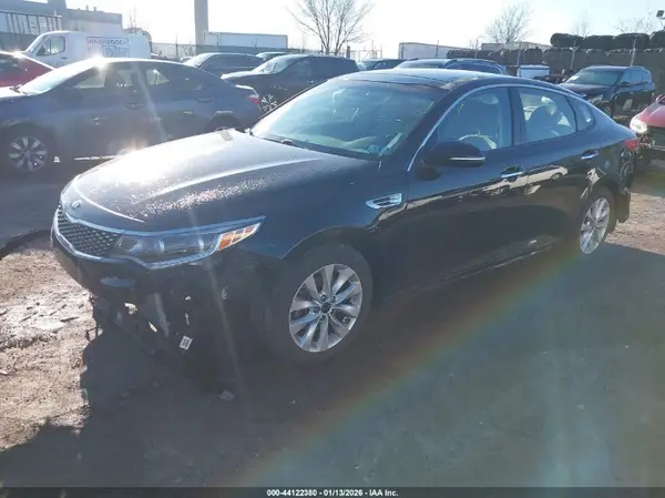 5XXGU4L35GG076029 2016 KIA OPTIMA - Image 2