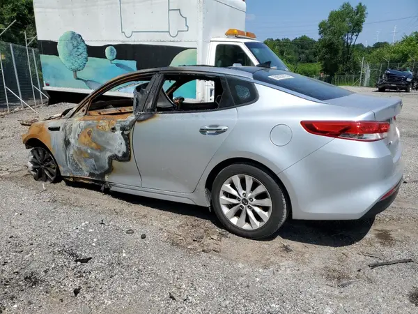 5XXGU4L35GG078170 2016 KIA OPTIMA - Image 2