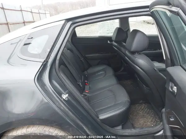 5XXGU4L35GG092537 2016 KIA OPTIMA - Image 8