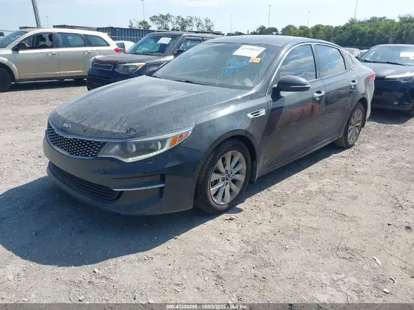 5XXGU4L35GG094689 2016 KIA OPTIMA - Image 2
