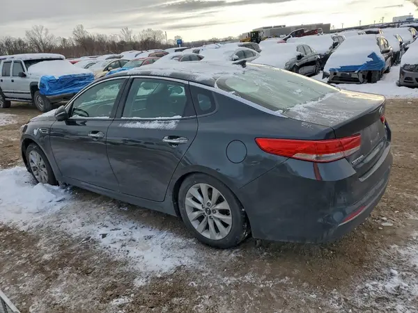 5XXGU4L35GG095910 2016 KIA OPTIMA - Image 2