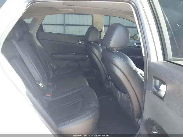 5XXGU4L35GG099200 2016 KIA OPTIMA - Image 8