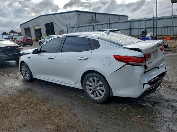 5XXGU4L35GG108218 2016 KIA OPTIMA - Image 2