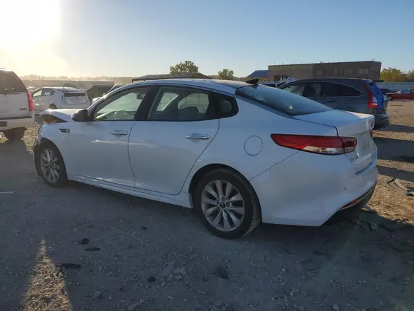 5XXGU4L35GG120210 2016 KIA OPTIMA - Image 2