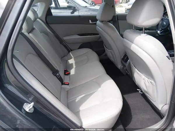 5XXGU4L35GG120675 2016 KIA OPTIMA - Image 8