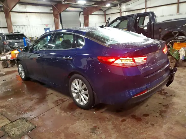 5XXGU4L35HG130298 2017 KIA OPTIMA - Image 2