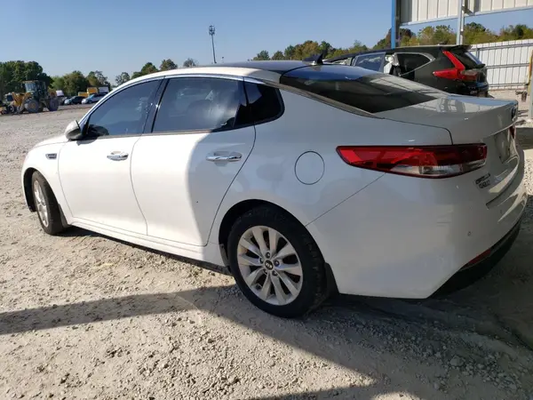 5XXGU4L35HG157274 2017 KIA OPTIMA - Image 2