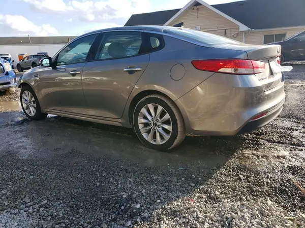 5XXGU4L35HG157680 2017 KIA OPTIMA - Image 2