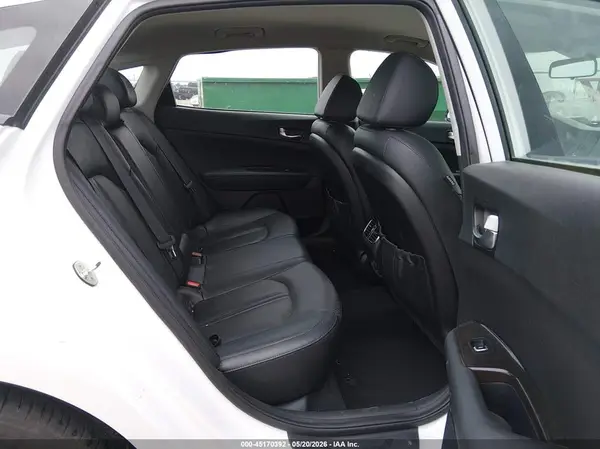 5XXGU4L35HG158036 2017 KIA OPTIMA - Image 8