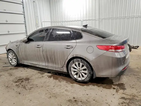 5XXGU4L35HG158120 2017 KIA OPTIMA - Image 2