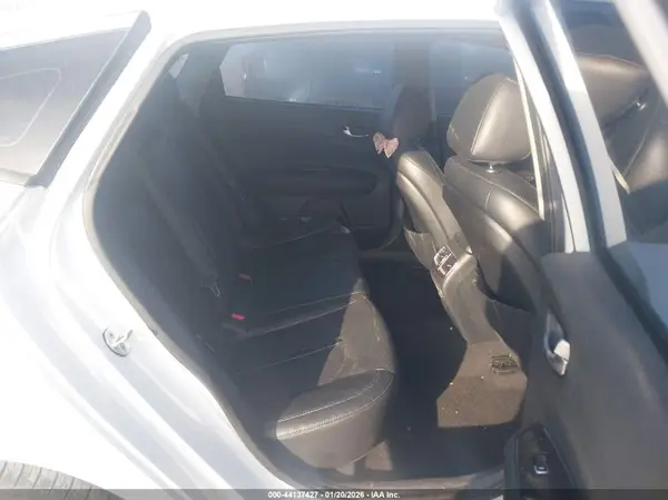 5XXGU4L35HG158506 2017 KIA OPTIMA - Image 8