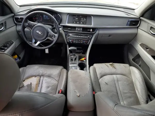 5XXGU4L35HG163804 2017 KIA OPTIMA - Image 8