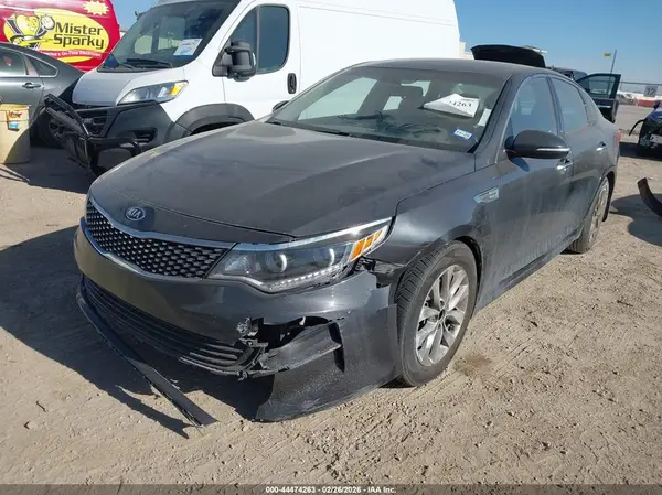 5XXGU4L35HG166296 2017 KIA OPTIMA - Image 2