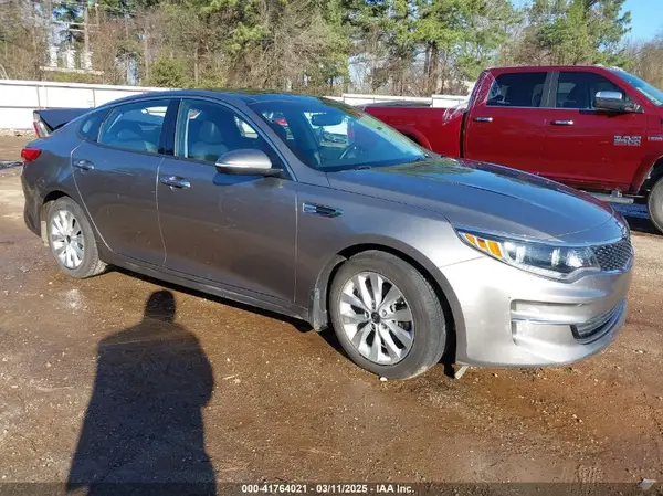 5XXGU4L35HG168890 2017 KIA OPTIMA - Image 1