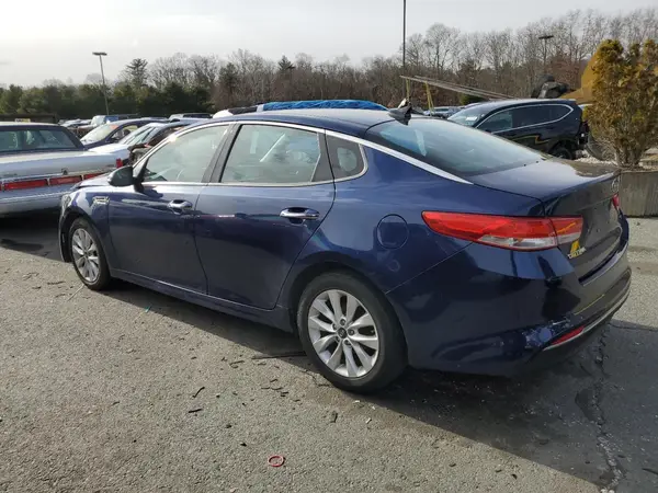 5XXGU4L35HG174690 2017 KIA OPTIMA - Image 2