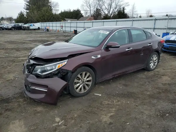 5XXGU4L35JG177465 2018 KIA OPTIMA - Image 1