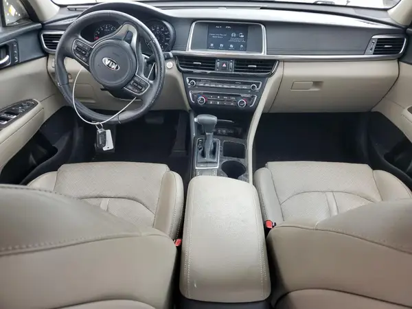 5XXGU4L35JG198848 2018 KIA OPTIMA - Image 8