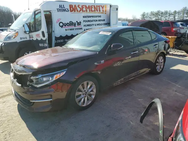 5XXGU4L35JG205460 2018 KIA OPTIMA - Image 1
