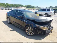5XXGU4L35JG206821 2018 KIA OPTIMA