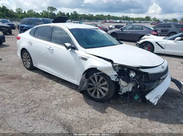 5XXGU4L35JG213719 2018 KIA OPTIMA - Image 1