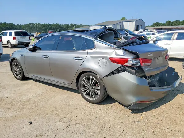 5XXGU4L35JG217155 2018 KIA OPTIMA - Image 2