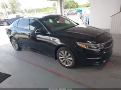 5XXGU4L35JG238233 2018 KIA OPTIMA