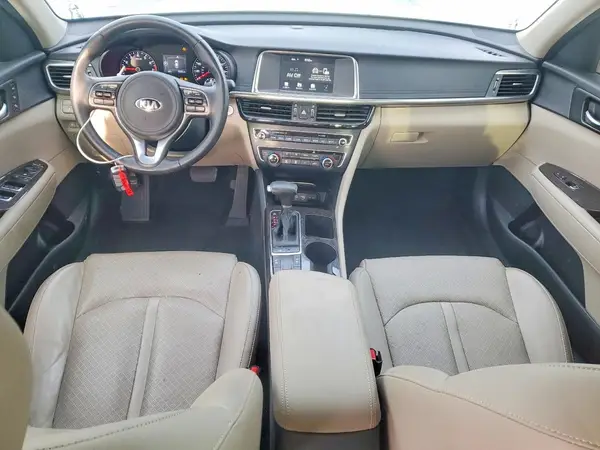 5XXGU4L35JG246574 2018 KIA OPTIMA - Image 8