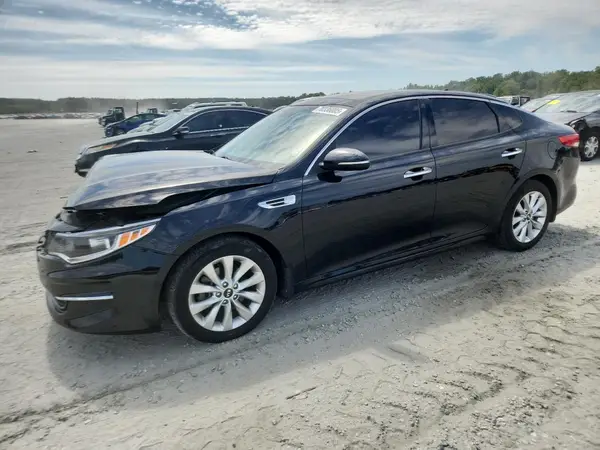 5XXGU4L35JG260300 2018 KIA OPTIMA