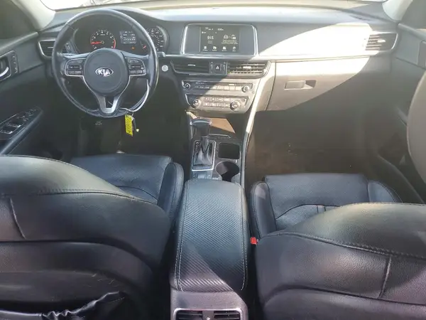 5XXGU4L35JG260670 2018 KIA OPTIMA - Image 8