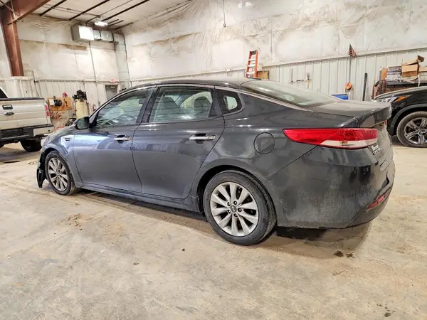 5XXGU4L36GG010301 2016 KIA OPTIMA - Image 2