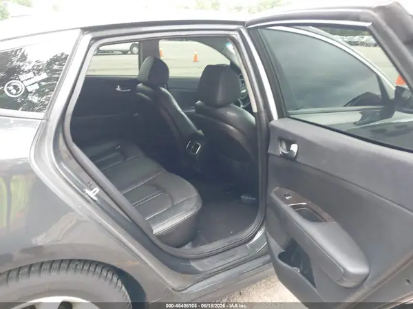 5XXGU4L36GG010816 2016 KIA OPTIMA - Image 8