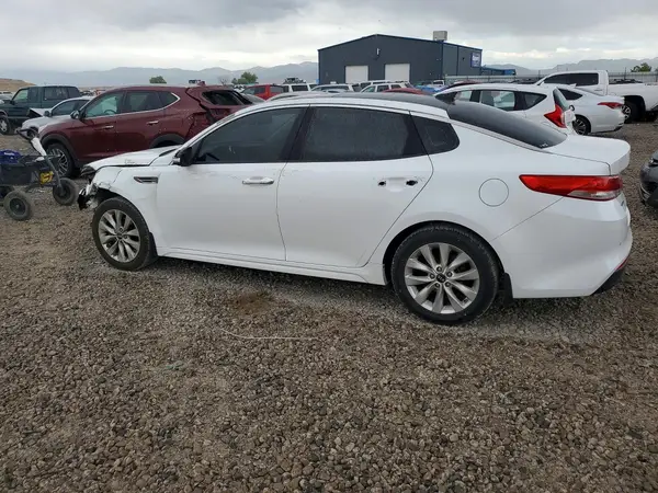 5XXGU4L36GG012596 2016 KIA OPTIMA - Image 2