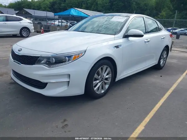 5XXGU4L36GG014073 2016 KIA OPTIMA - Image 2