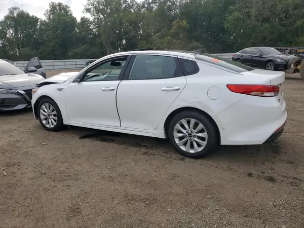 5XXGU4L36GG033755 2016 KIA OPTIMA - Image 2