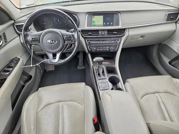 5XXGU4L36GG037868 2016 KIA OPTIMA - Image 8